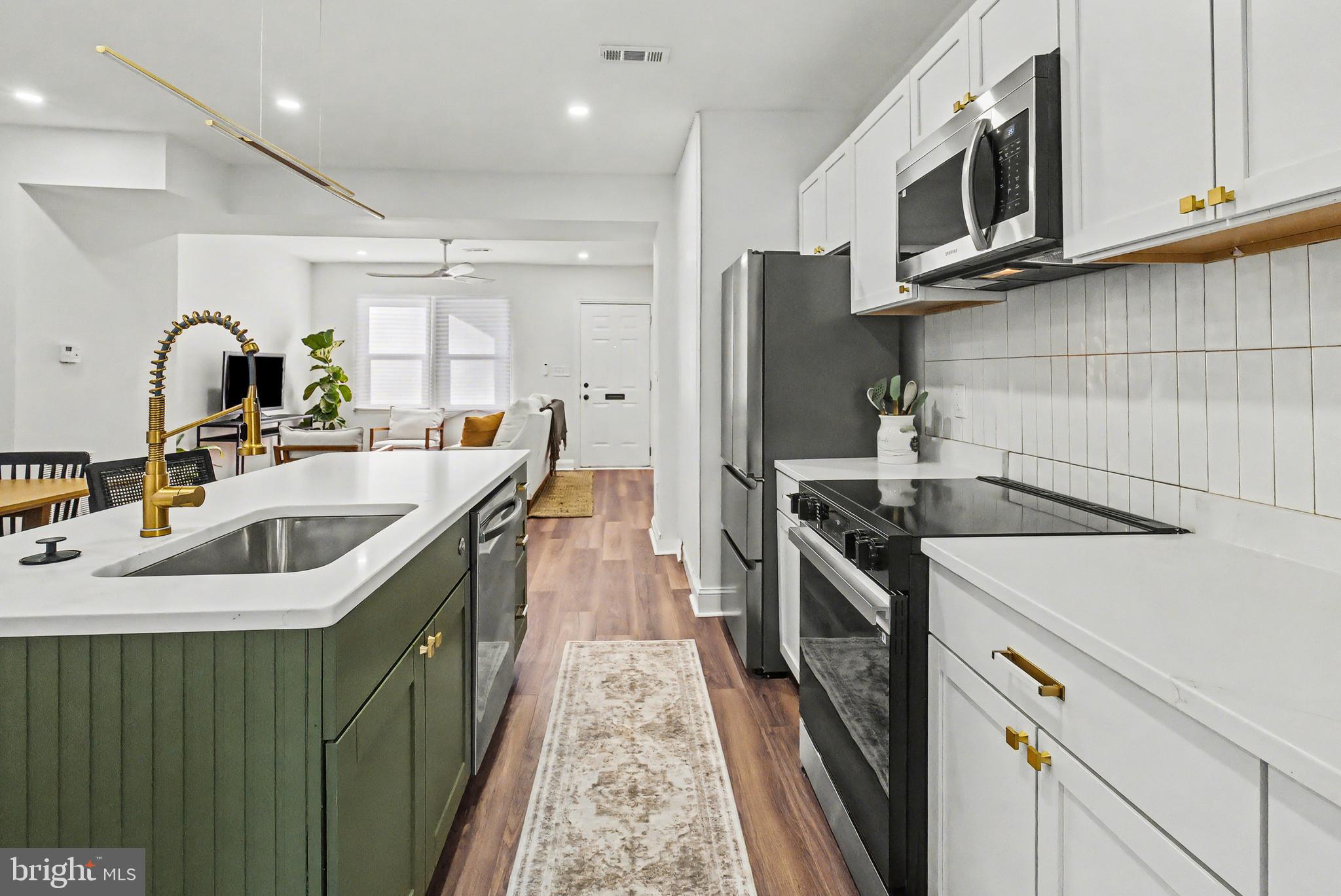 4289 Falls Road Baltimore, MD 21211 - Photo 11 of 30