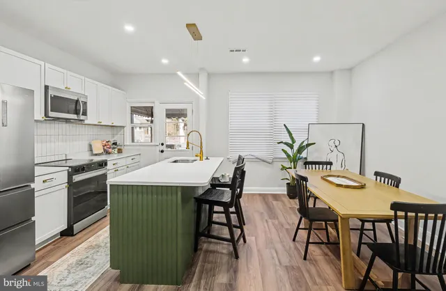 $350,000 | 4289 Falls Road, Baltimore, MD 21211