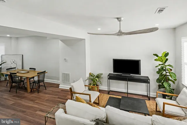 $350,000 | 4289 Falls Road, Baltimore, MD 21211