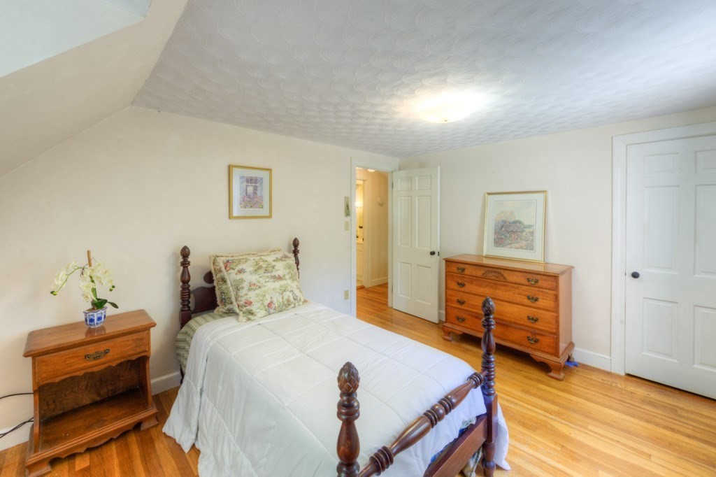 16 Saxon Road Worcester, MA 01602 - Photo 33 of 37 Gallery Image 33