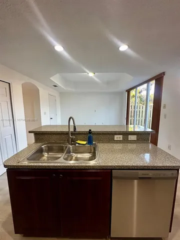 $3,150 | 15205 Southwest 30th Terrace, Unit 15205, Miami, FL 33185