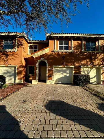 $3,150 | 15205 Southwest 30th Terrace, Unit 15205, Miami, FL 33185