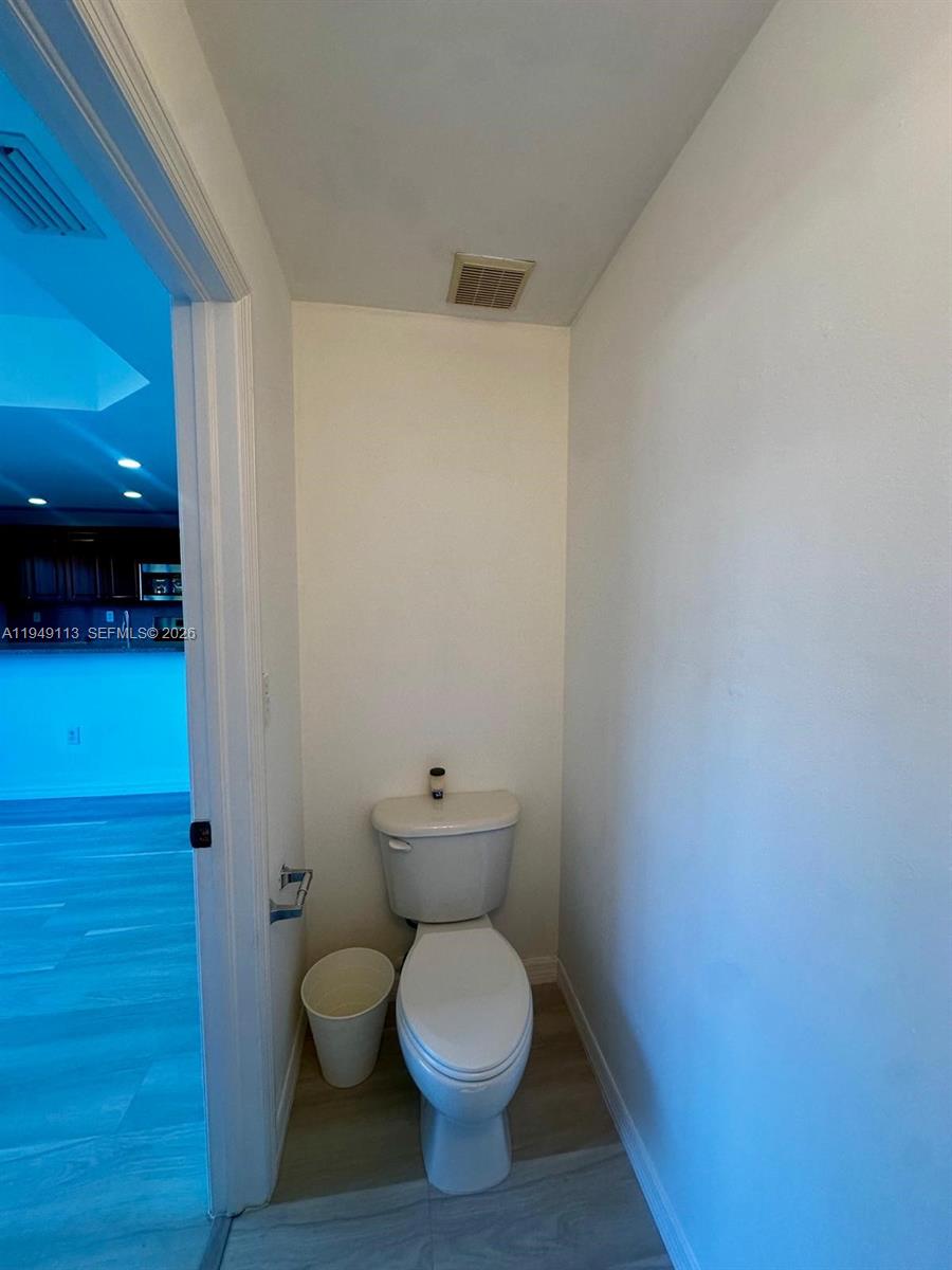 15205 Southwest 30th Terrace, Unit 15205 Miami, FL 33185 - Photo 9 of 34