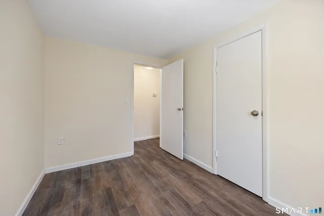 $400,000 | 70 Coleman Street, West Haven, CT 06516