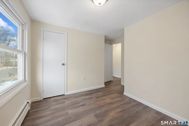 $400,000 | 70 Coleman Street, West Haven, CT 06516