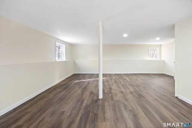 $400,000 | 70 Coleman Street, West Haven, CT 06516