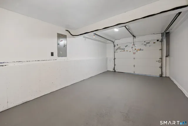 $400,000 | 70 Coleman Street, West Haven, CT 06516