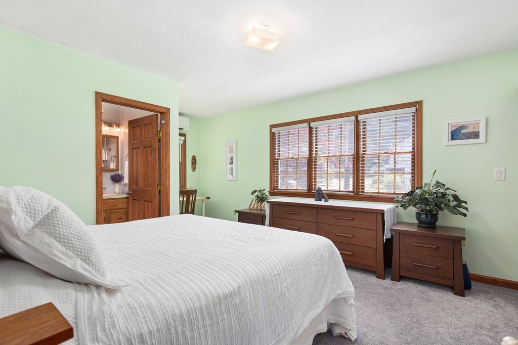 13 Longfellow Road Wenham, MA 01984 - Photo 31 of 42 Gallery Image 31