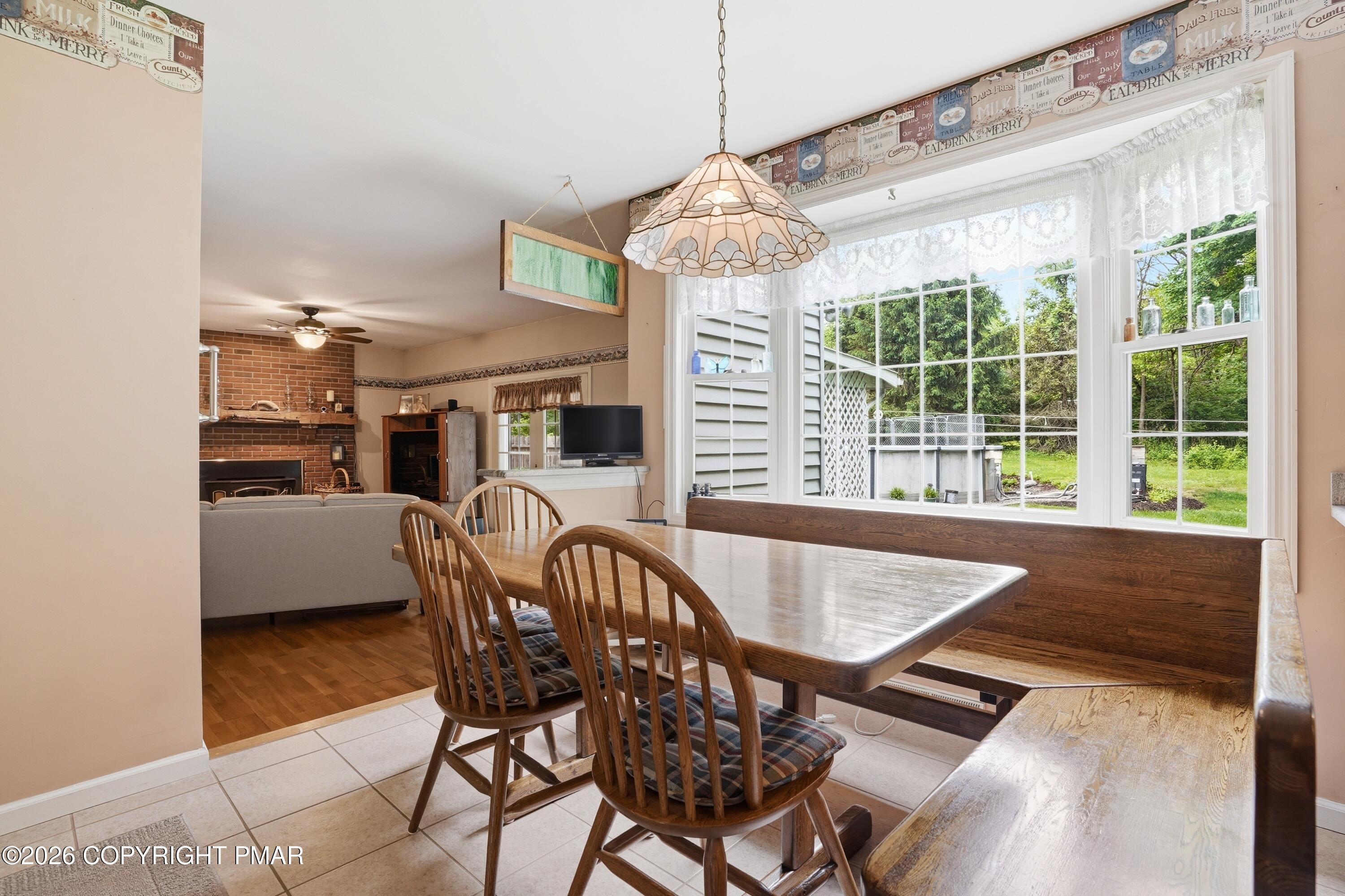 14 Minsi Road Delaware Water Gap, PA 18327 - Photo 15 of 75 4 Kitchen (6)