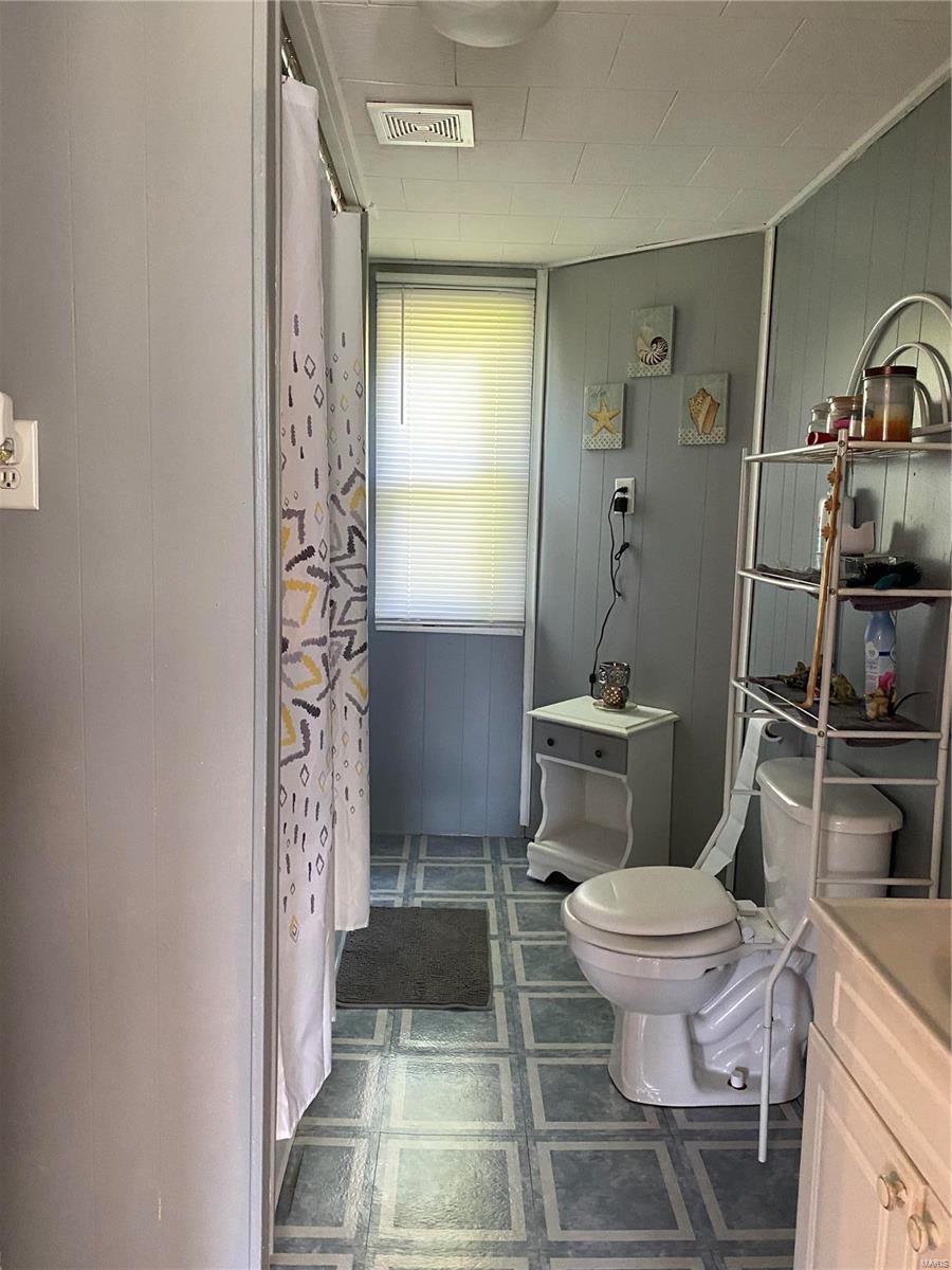 12644 Saraville Road Marion, IL 62959 - Photo 14 of 18