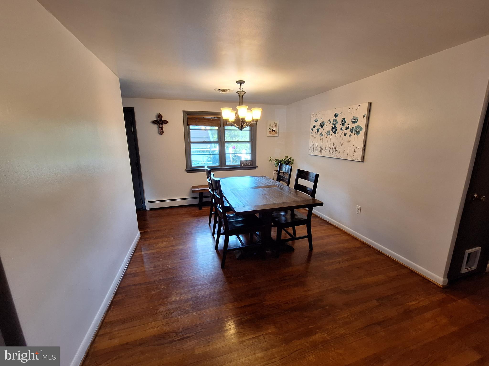 1701 Valley Forge Road Lancaster, PA 17603 - Photo 14 of 52 Dining Room