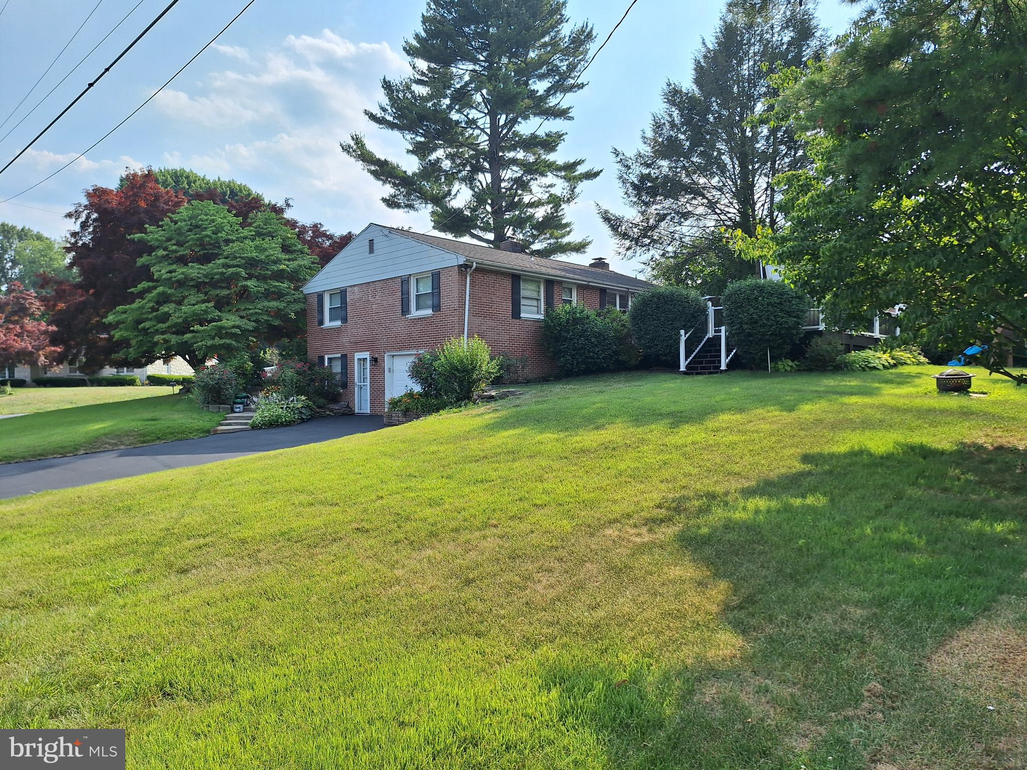1701 Valley Forge Road Lancaster, PA 17603 - Photo 5 of 52 Gallery Image 5