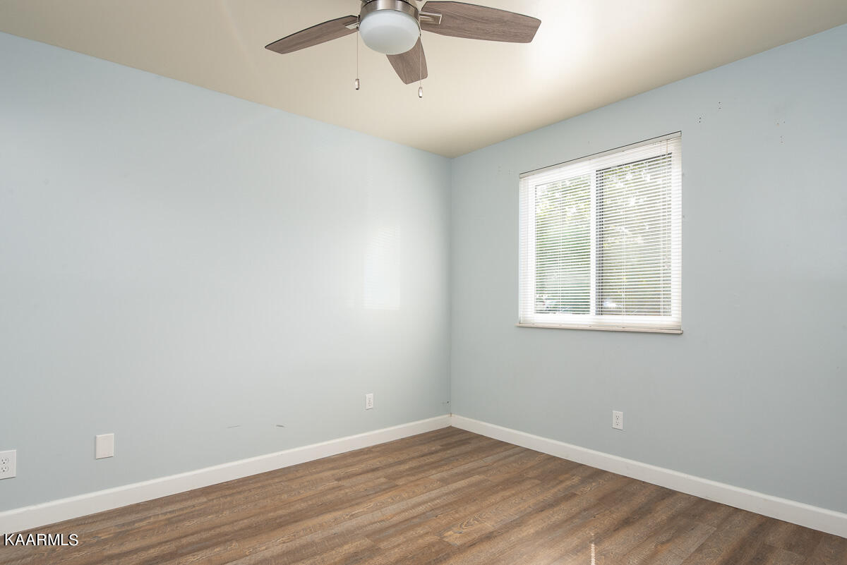 2705 Sood Road, Unit F Knoxville, TN 37921 - Photo 12 of 25 Bedroom2- Floor 2 (2)