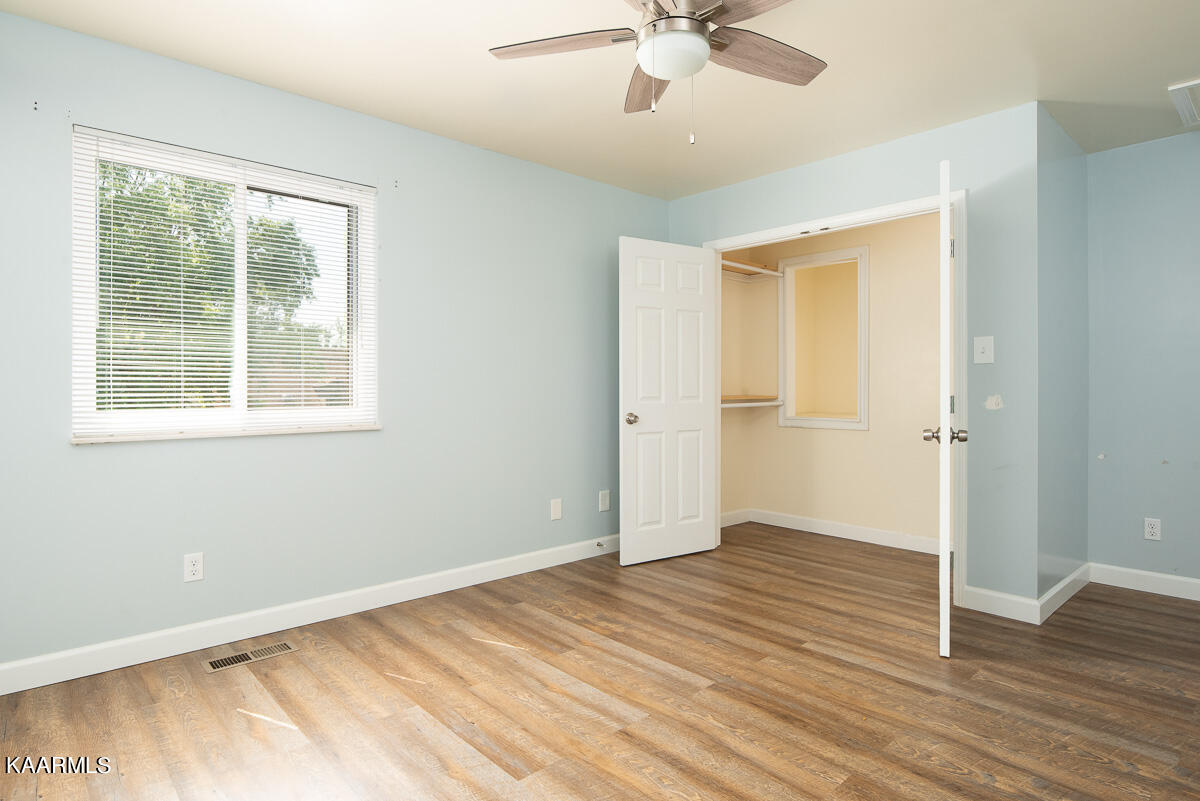 2705 Sood Road, Unit F Knoxville, TN 37921 - Photo 13 of 25 Bedroom2- Floor 2