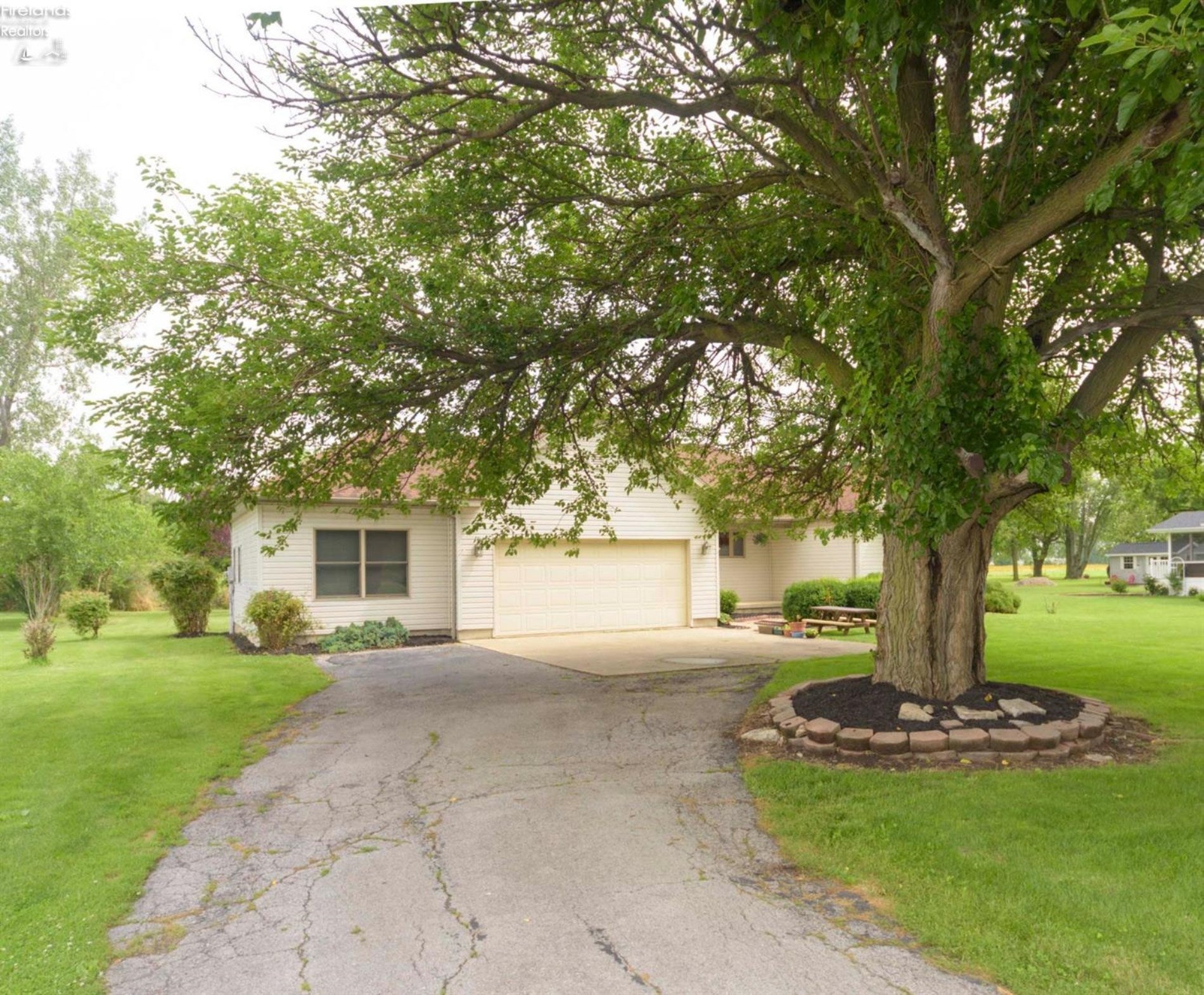 5609 McCartney Road Sandusky, OH 44870 - Photo 3 of 48 Gallery Image 3