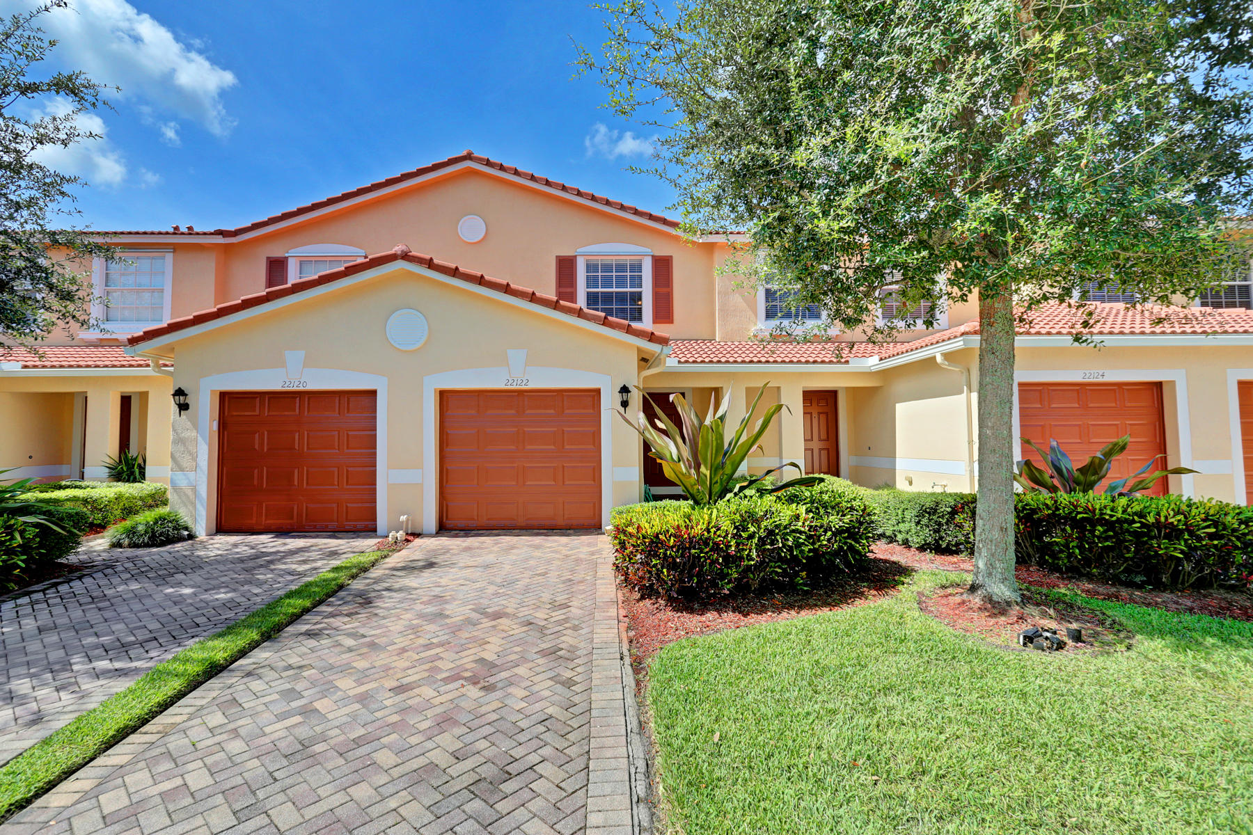 22122 Majestic Woods Way Boca Raton, FL 33428 - Photo 3 of 40 22122 Majestic Woods Way - 10