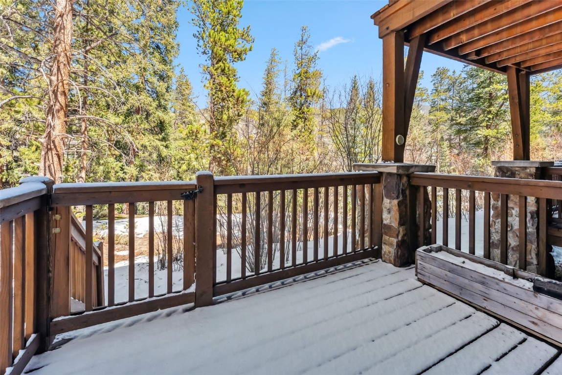 17 Lake Ridge Circle, Unit 1826 Keystone, CO 80435 - Photo 23 of 28 View of wooden deck