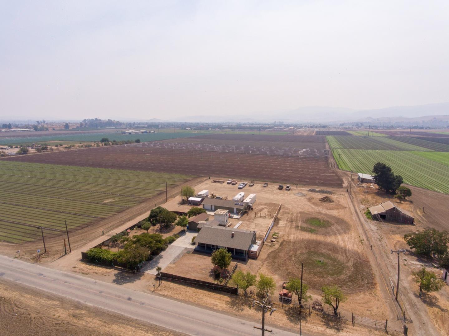 1191 Wright Road Hollister, CA 95023 - Photo 28 of 58 Gallery Image 28
