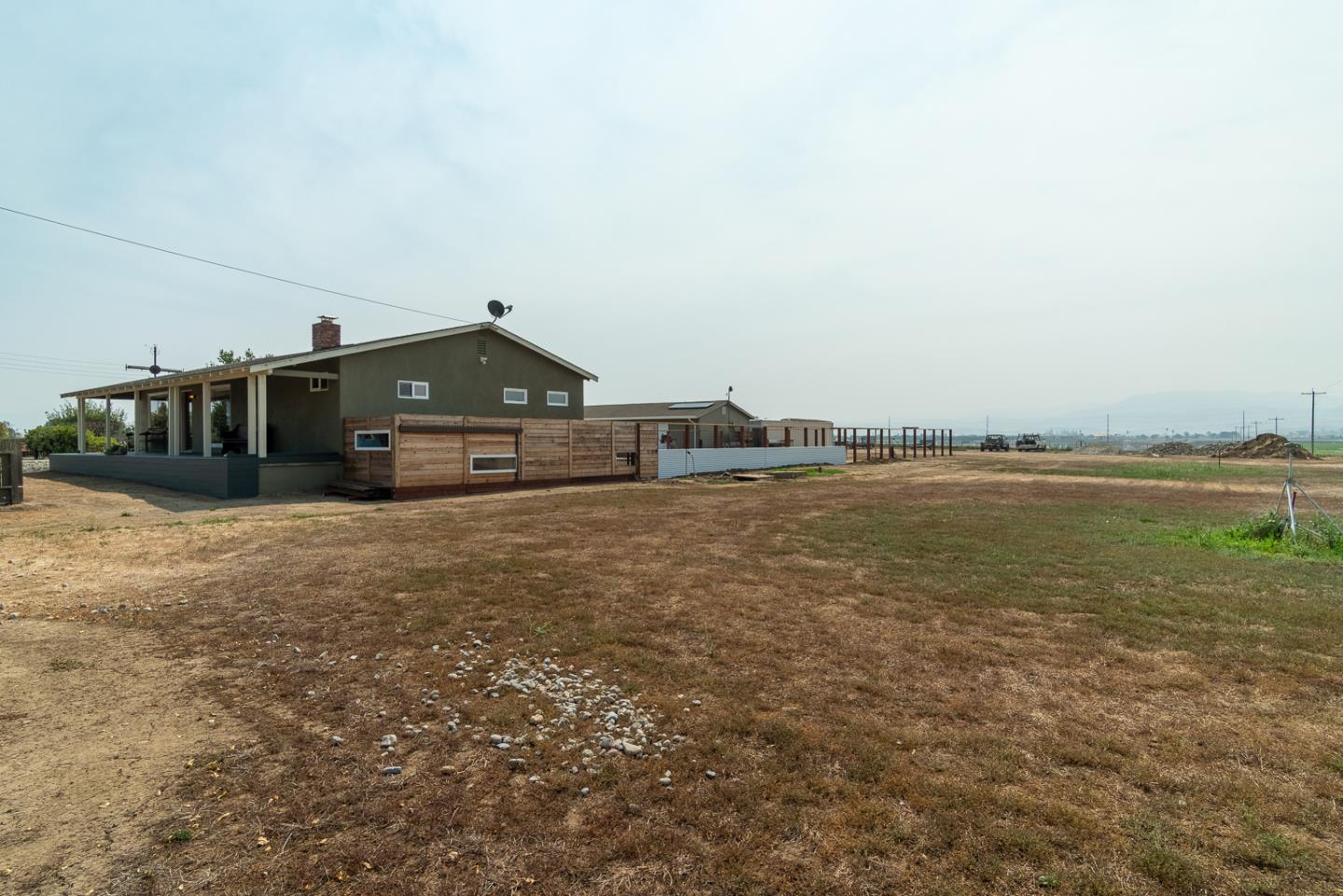 1191 Wright Road Hollister, CA 95023 - Photo 9 of 58 Gallery Image 9