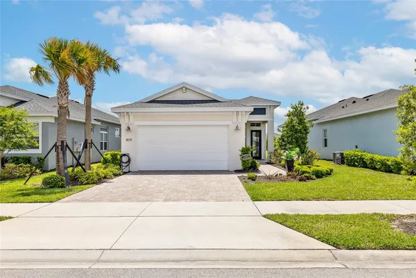 $2,700 | 819 Liliana Drive, DeLand, FL 32724