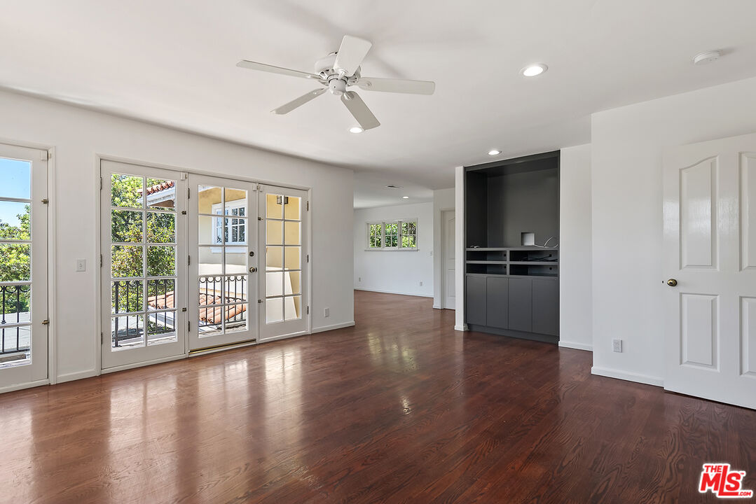 2781 Ellison Drive Beverly Hills, CA 90210 - Photo 13 of 23