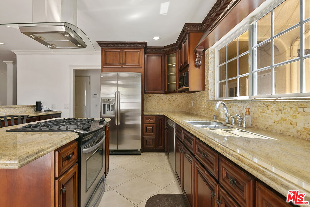 2781 Ellison Drive Beverly Hills, CA 90210 - Photo 8 of 23