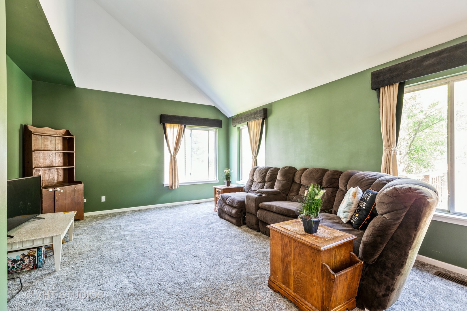 28494 Wagon Trail Road Lakemoor, IL 60051 - Photo 2 of 17 a living room with furniture and a window