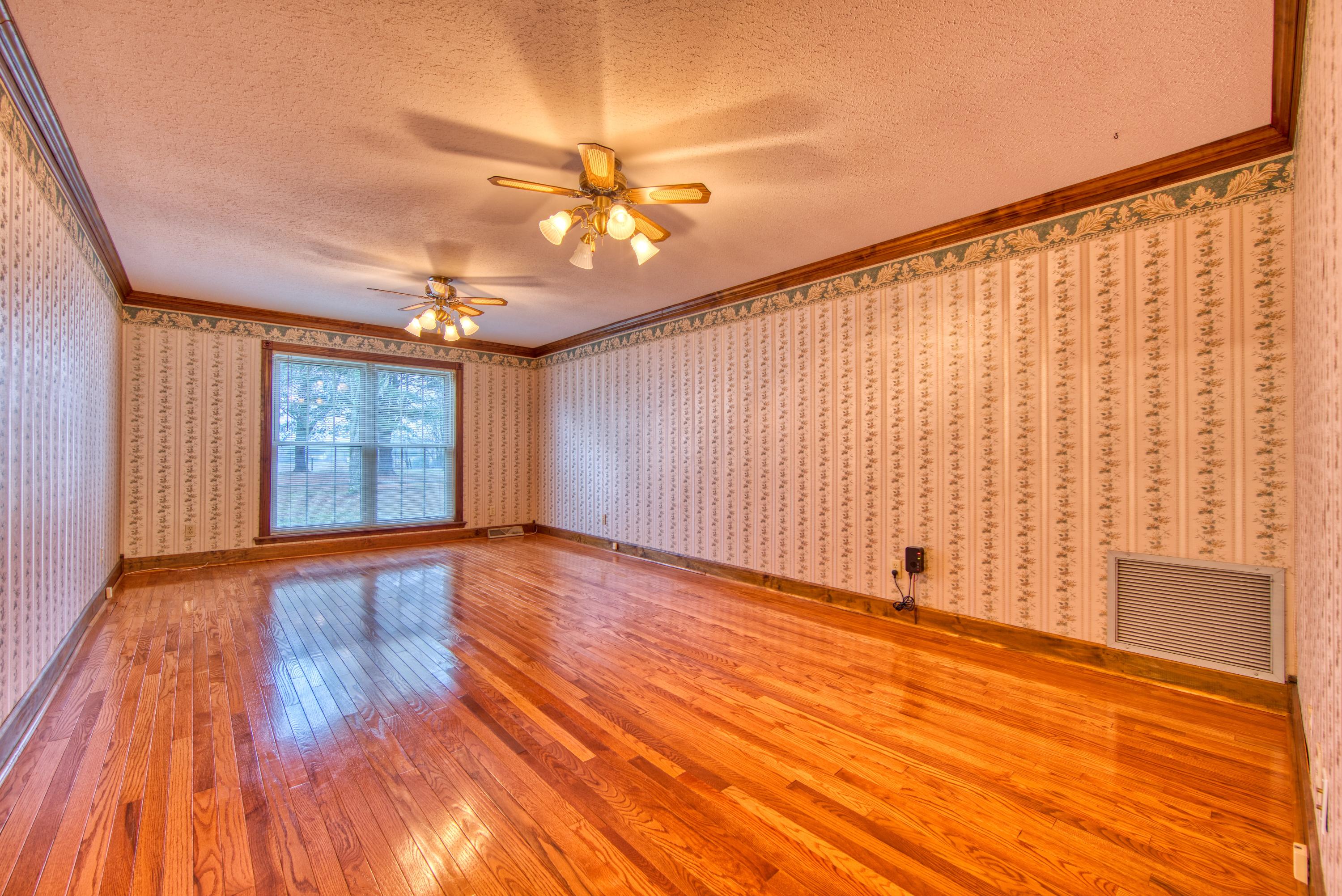 1510 Taylor Place Road Jamestown, TN 38556 - Photo 12 of 40 EK3A5763