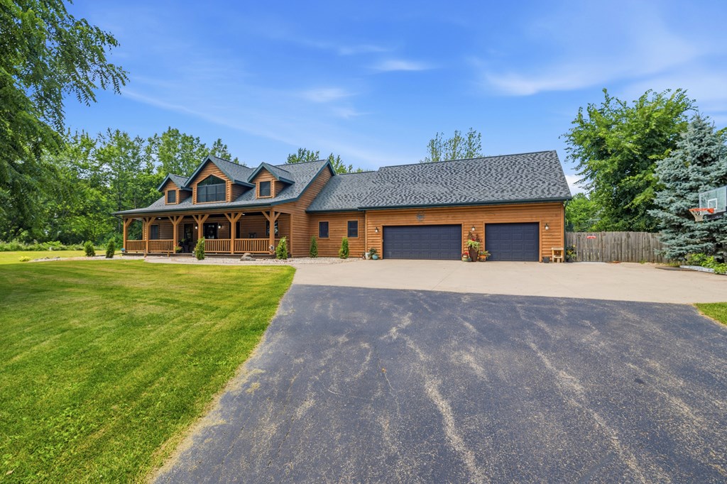 4526 Kolb Road Oshkosh, WI 54904 - Photo 2 of 73