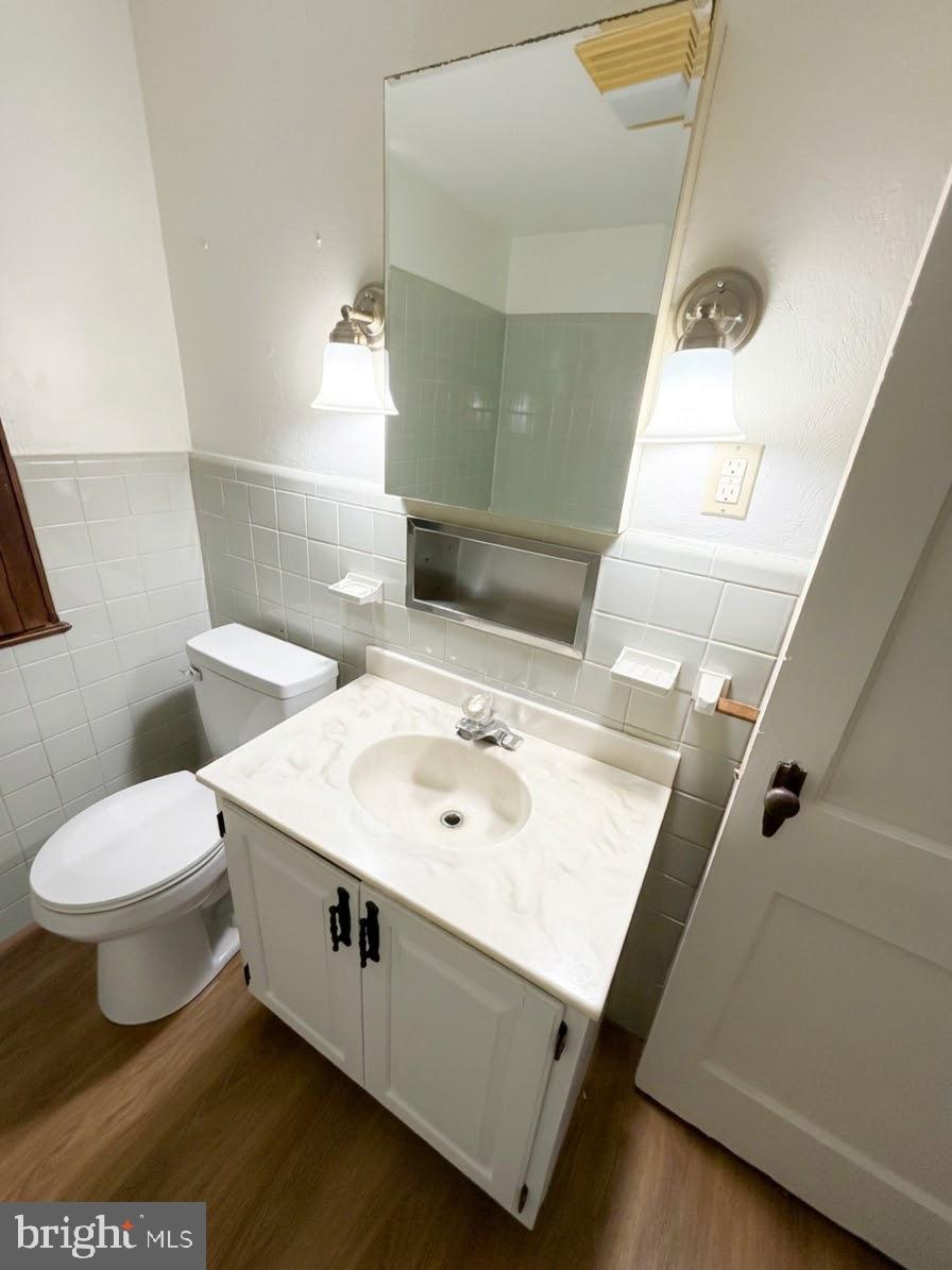203 Sycamore Road Reading, PA 19611 - Photo 10 of 14 Gallery Image 10