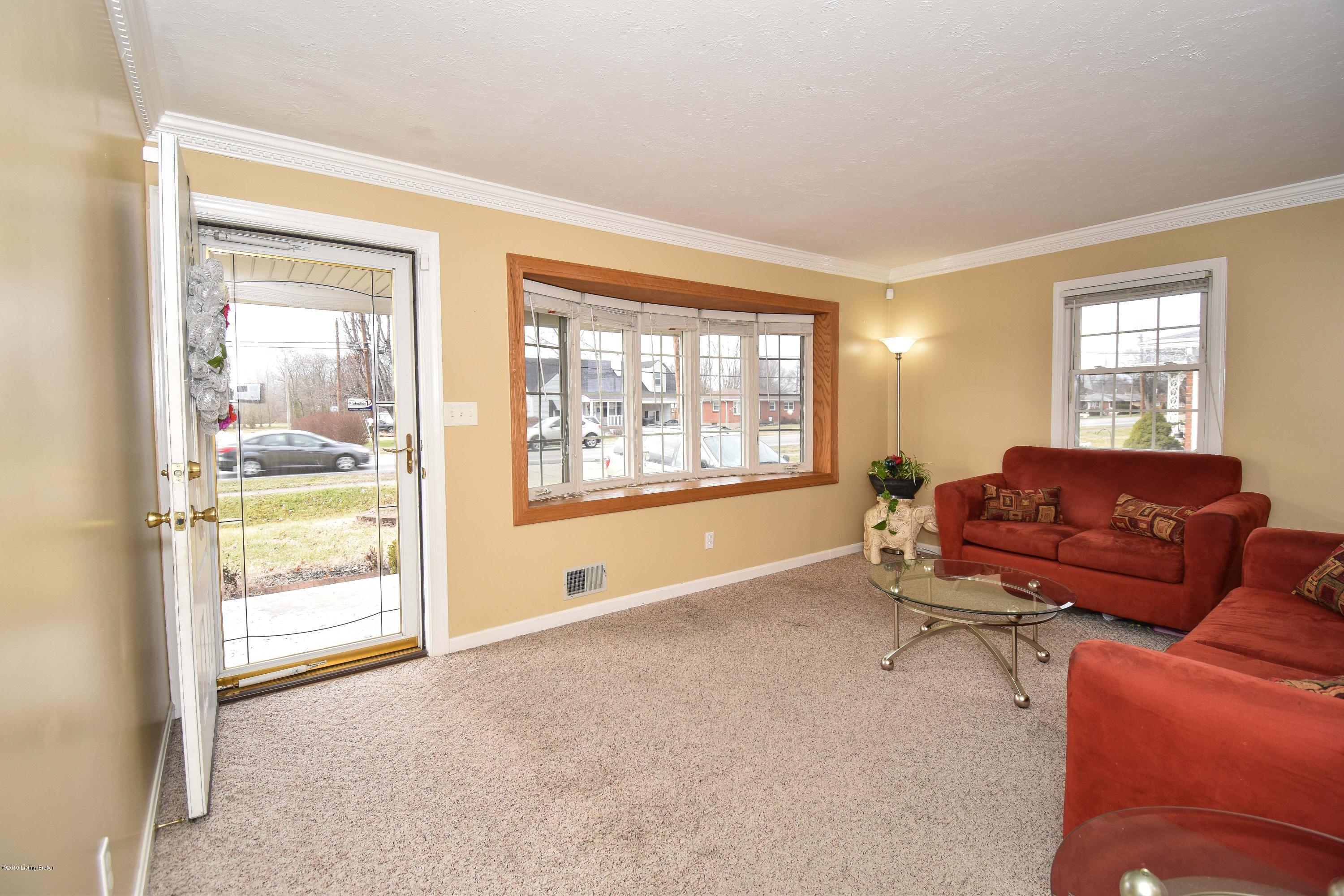 7703 Terry Road Louisville, KY 40258 - Photo 3 of 66 DSC_0004