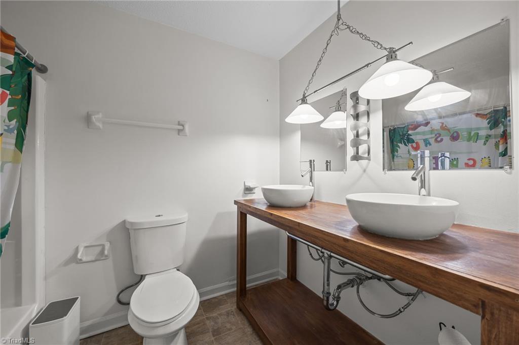 3742 Crosland Road Winston-Salem, NC 27106 - Photo 16 of 37