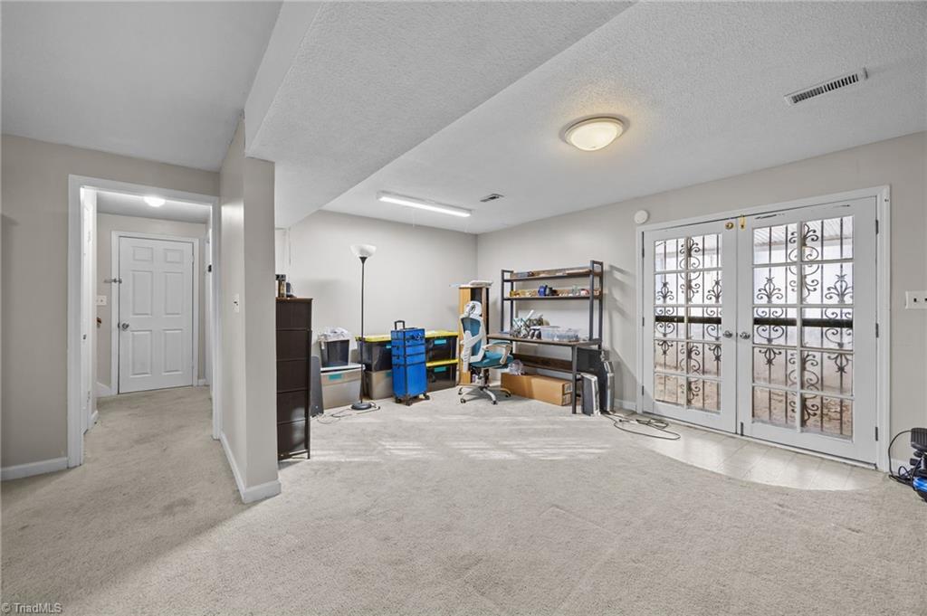 3742 Crosland Road Winston-Salem, NC 27106 - Photo 23 of 37