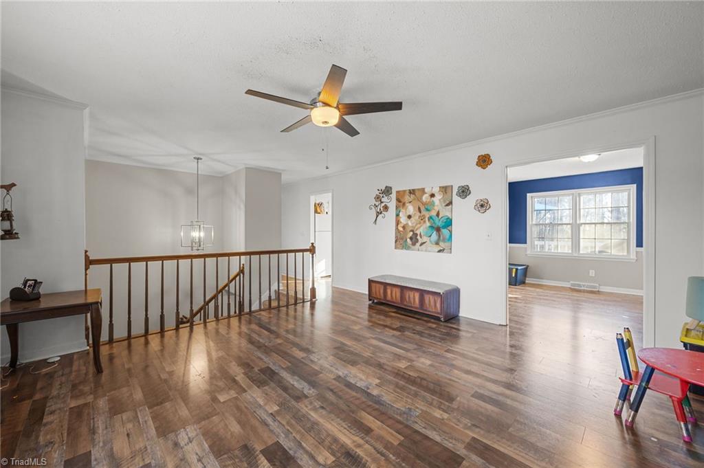 3742 Crosland Road Winston-Salem, NC 27106 - Photo 10 of 37