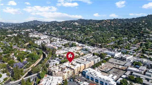 $3,600 | 4259 Fulton Avenue, Unit 103, Sherman Oaks, CA 91423