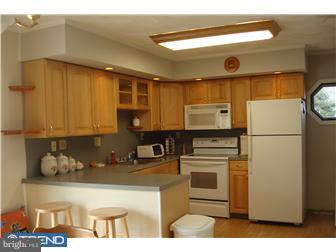 63 Goodturn Road Levittown, PA 19057 - Photo 4 of 12 Kitchen