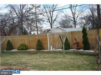 63 Goodturn Road Levittown, PA 19057 - Photo 10 of 12 Exterior Back
