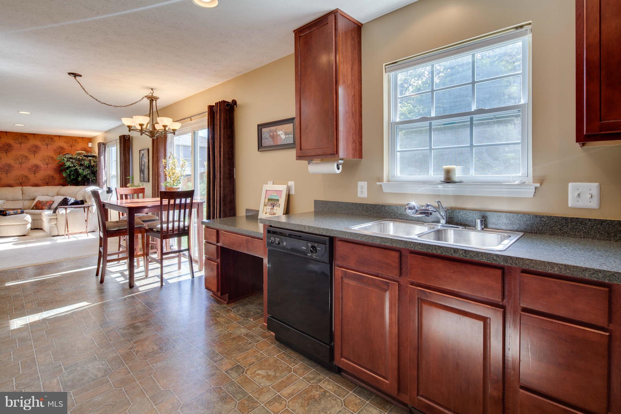 4629 Riddle Drive Baltimore, MD 21236 - Photo 11 of 27 Kitchen