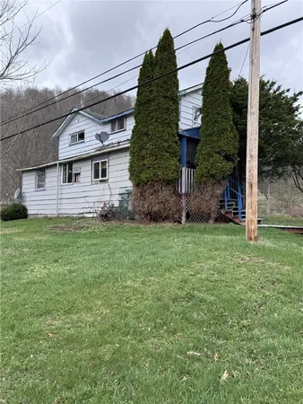 $39,900 | 10 Lyman Road, Roulette, PA 16746