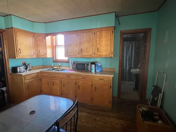 $126,000 | 531 Hillsboro Street, Berlin, NH 03570