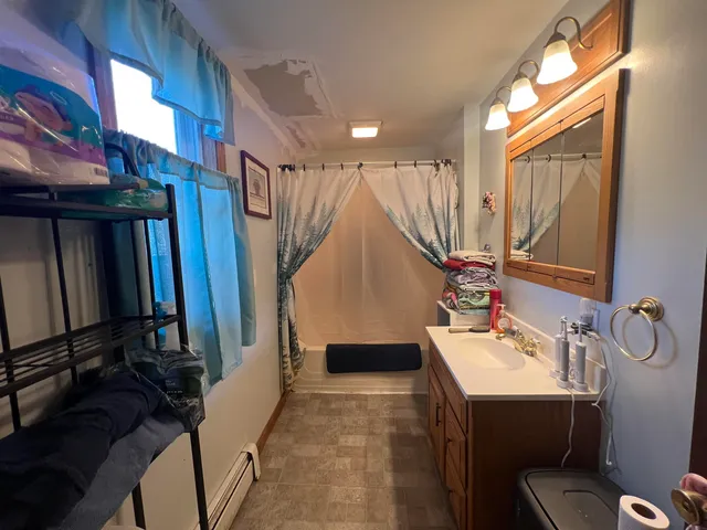 $126,000 | 531 Hillsboro Street, Berlin, NH 03570