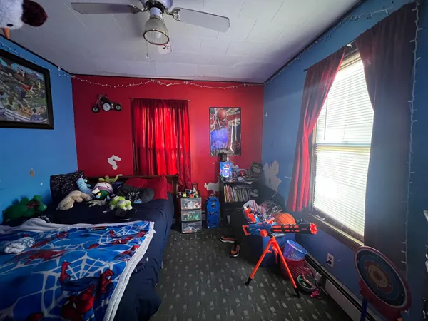 $126,000 | 531 Hillsboro Street, Berlin, NH 03570