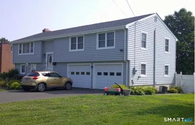 $399,000 | 24 Ridge Crest Circle, Wethersfield, CT 06109