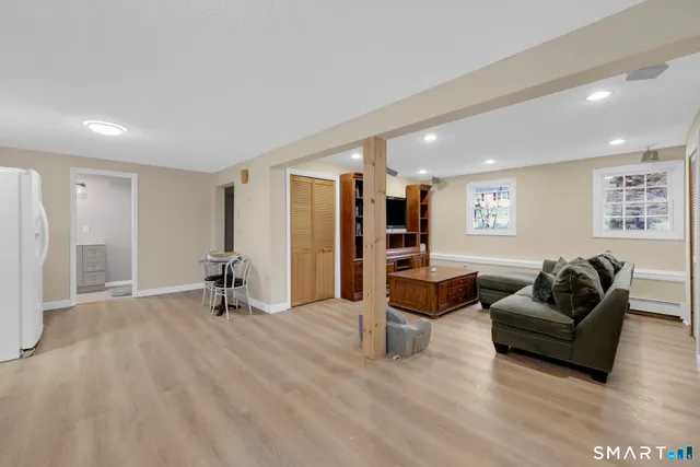 $399,000 | 24 Ridge Crest Circle, Wethersfield, CT 06109