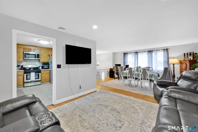 $399,000 | 24 Ridge Crest Circle, Wethersfield, CT 06109