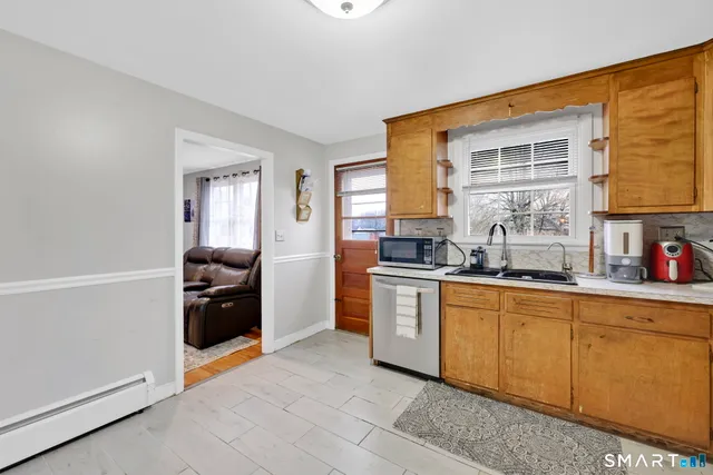 $399,000 | 24 Ridge Crest Circle, Wethersfield, CT 06109