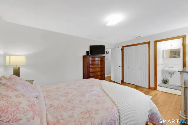 $399,000 | 24 Ridge Crest Circle, Wethersfield, CT 06109