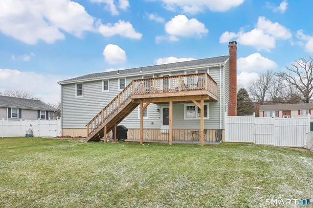 $399,000 | 24 Ridge Crest Circle, Wethersfield, CT 06109