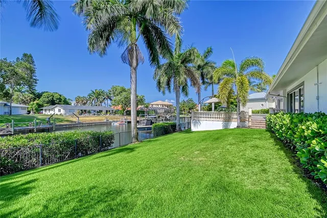 $8,500 | 7516 Cove Terrace, Sarasota, FL 34231