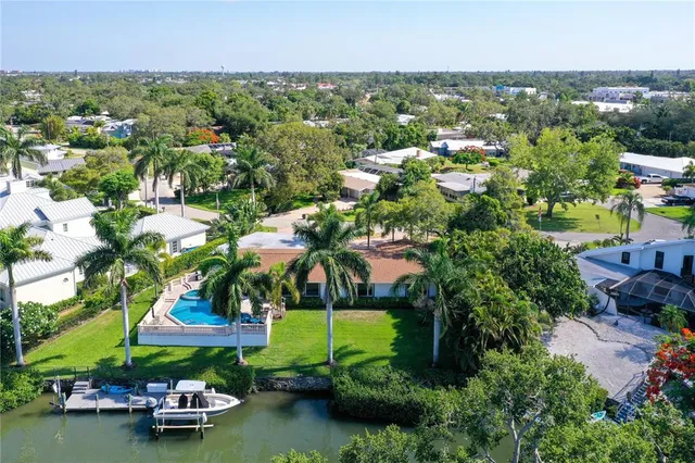 $8,500 | 7516 Cove Terrace, Sarasota, FL 34231